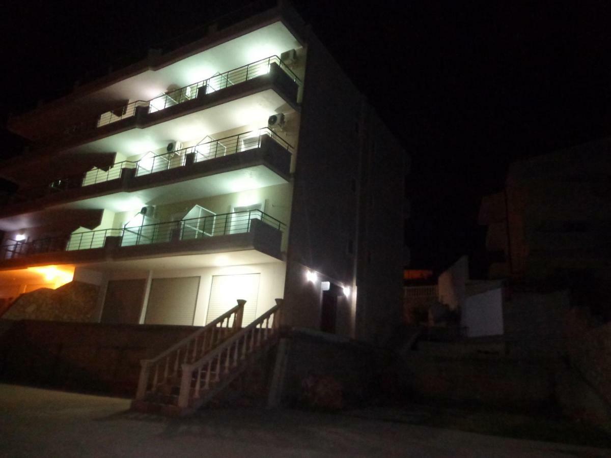 Olympian Rooms Dhermi Luaran gambar
